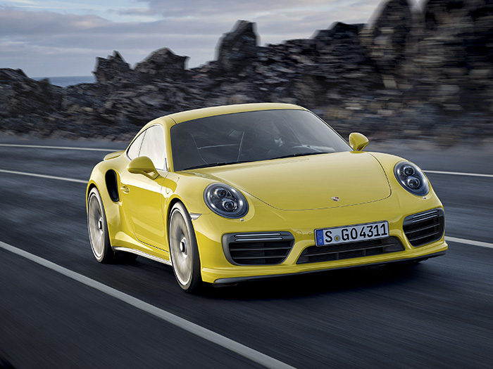 Porsche представил турбоверсии 911