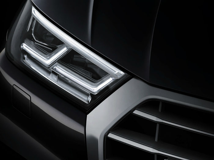 Новый Audi Q5 получит матричные фары