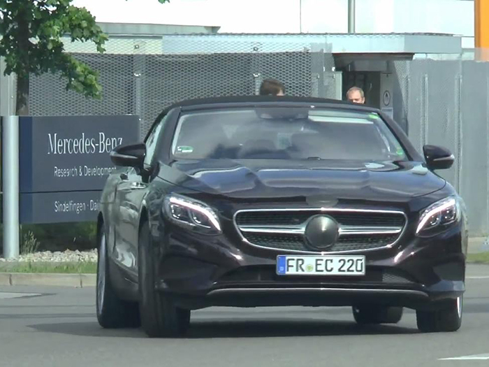 Mercedes-Benz завершает тесты кабриолета S-Class 