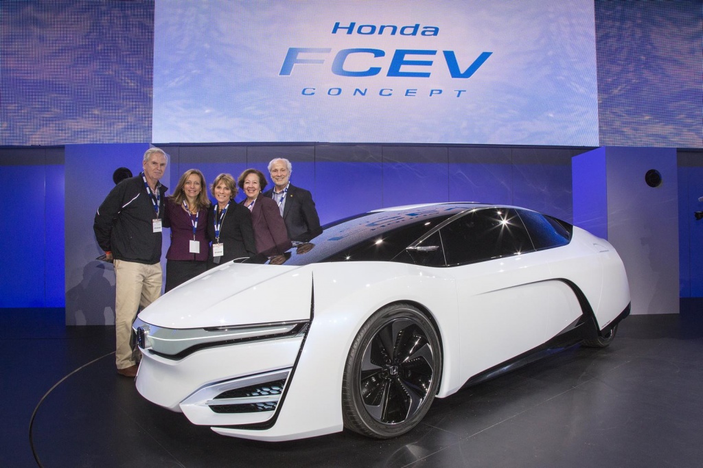 Honda FCEV: будущее уже сегодня