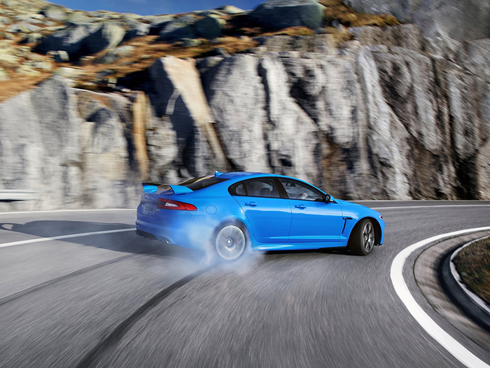 Jaguar представил конкурента BMW M5