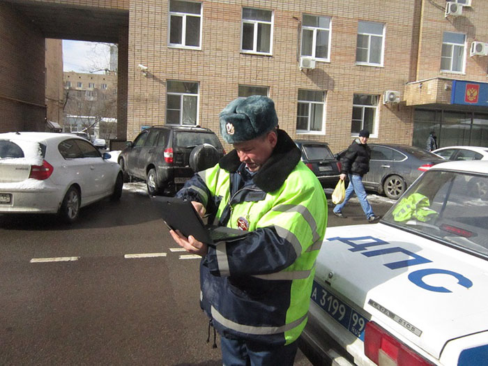 Собянин пригрозил опубликовать телефоны сотрудников ГИБДД
