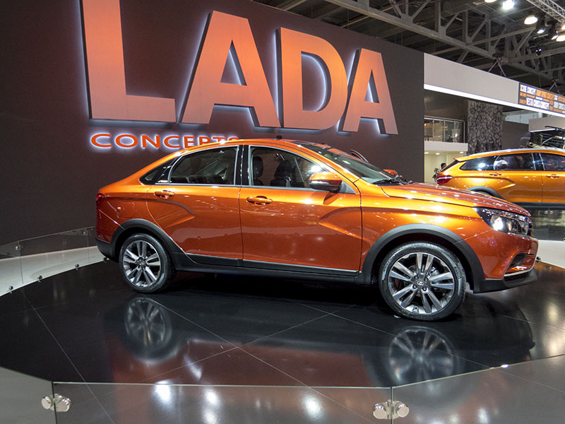 Запуск в производство Lada Vesta Cross перенесен на год