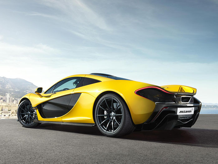 McLaren приступил к производству гибридного суперкара