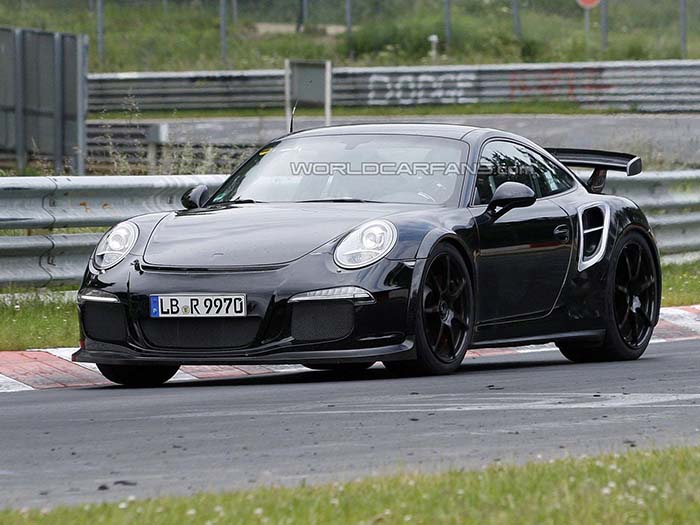 Porsche тестирует самый мощный 911