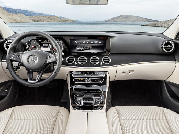 Mercedes-Benz официально представил новый Е-класс