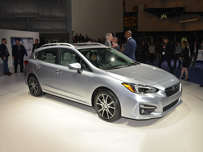 Subaru официально представила седан и хэтчбек Impreza