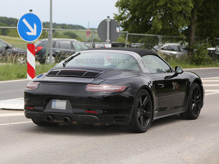 В линейке Porsche 911 GTS появится тарга