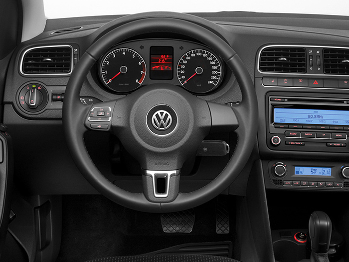 Volkswagen представил обновленный Polo в России