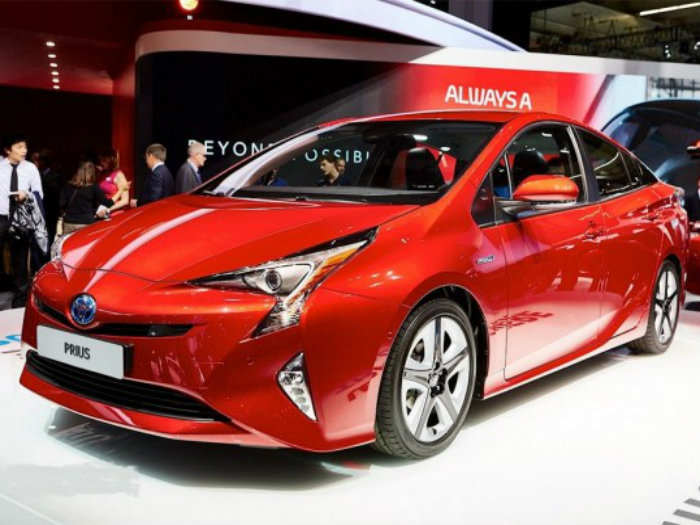 Toyota Prius вернется на российский рынок