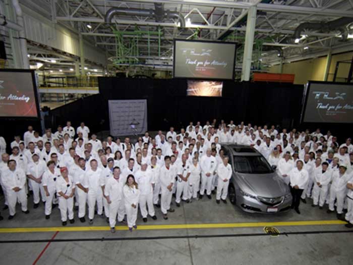Acura приступила к производству седанов TLX 