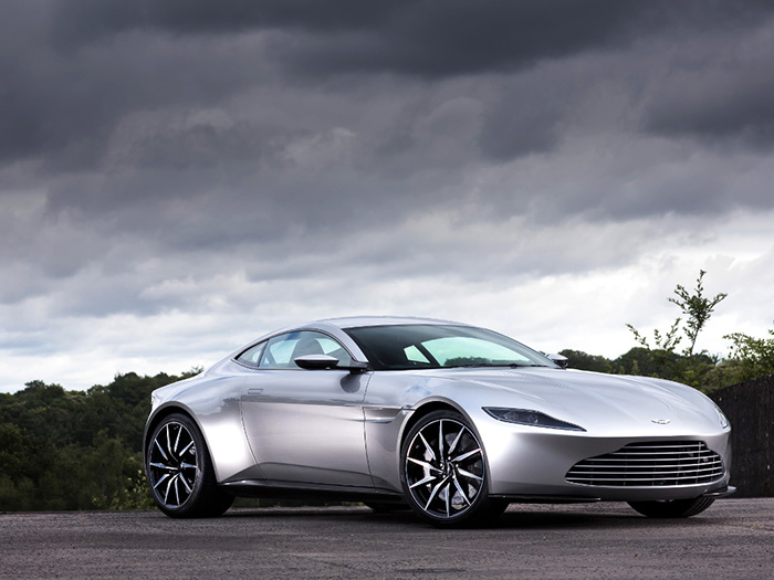 Aston Martin Джеймса Бонда продадут на аукционе