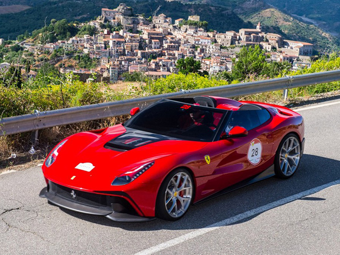 Ferrari увеличит объемы производства