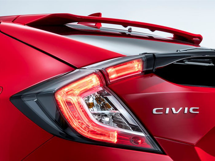 Honda опубликовала первое изображение европейского хэтчбека Civic
