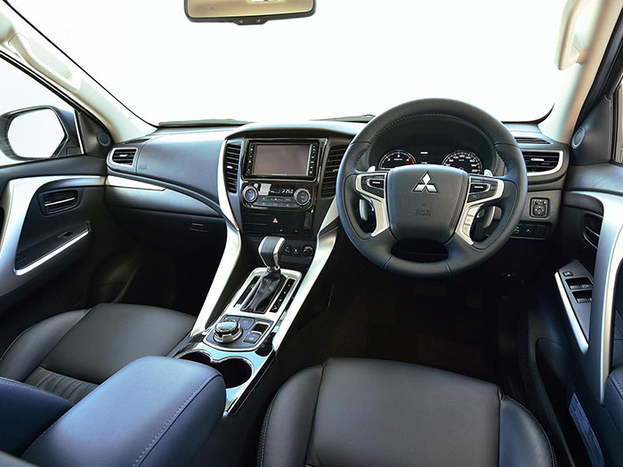 Новый Mitsubishi Pajero Sport: вся информация о внедорожнике