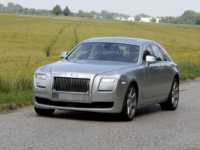 Rolls-Royce Ghost готовится к обновлению