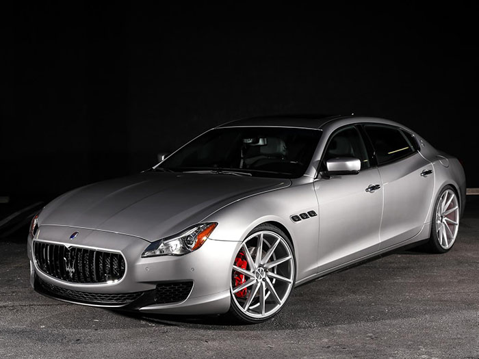 Maserati подготовила спецверсию Quattroporte S Q4