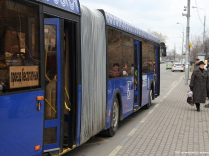 Стоимость проезда в коммерческих автобусах снизится на 30%