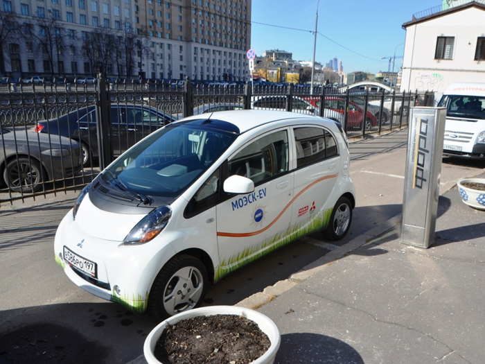 МОЭСК начал сбор заявок на установку зарядных станций для электромобилей 