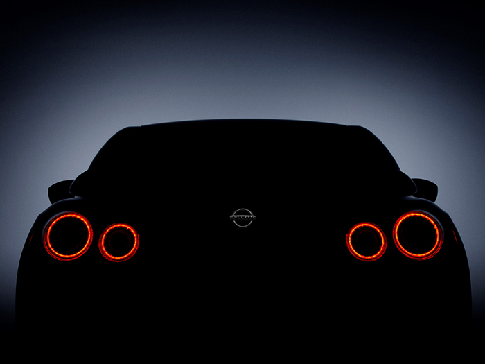 Nissan представит обновленный GT-R через неделю