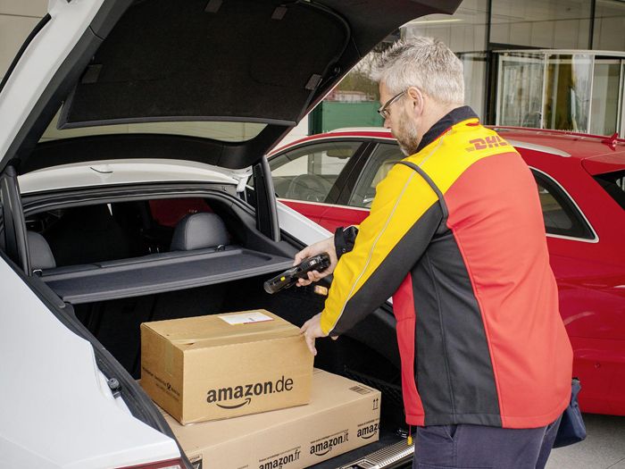 DHL доставит заказ прямо в багажник Audi