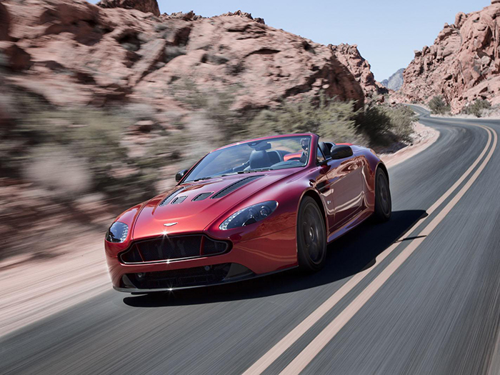 Aston Martin не откажется от двигателей V12