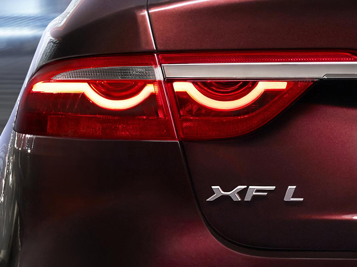 Jaguar готовил удлиненную версию седана XF