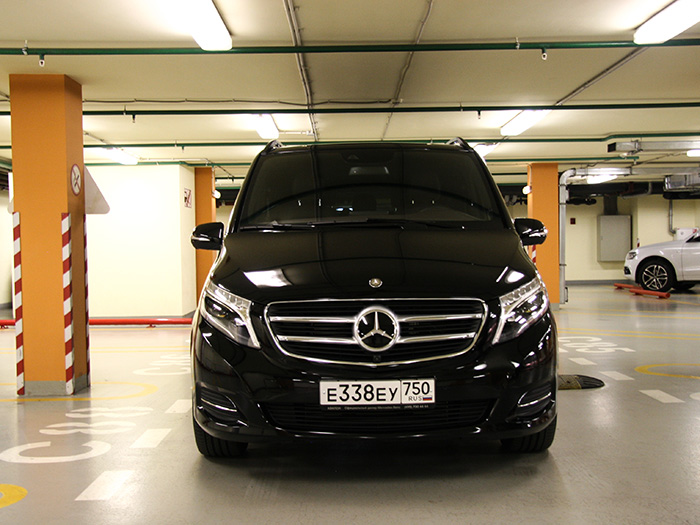 Mercedes-Benz начал продажи в России дизельного V-класса