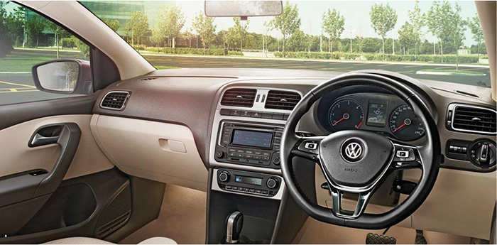 Volkswagen представил обновленный Polo Sedan