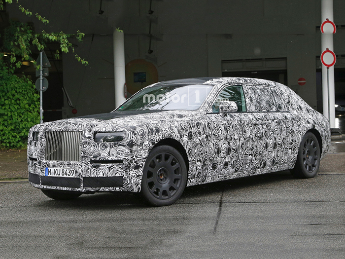 Новый Rolls-Royce Phantom получит цифровую приборную панель
