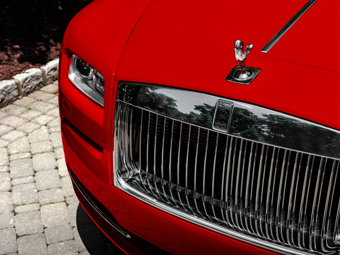 Rolls-Royce представил самую мощную модель в своей истории 