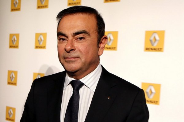 Карлос Гон покинет пост гендиректора Renault