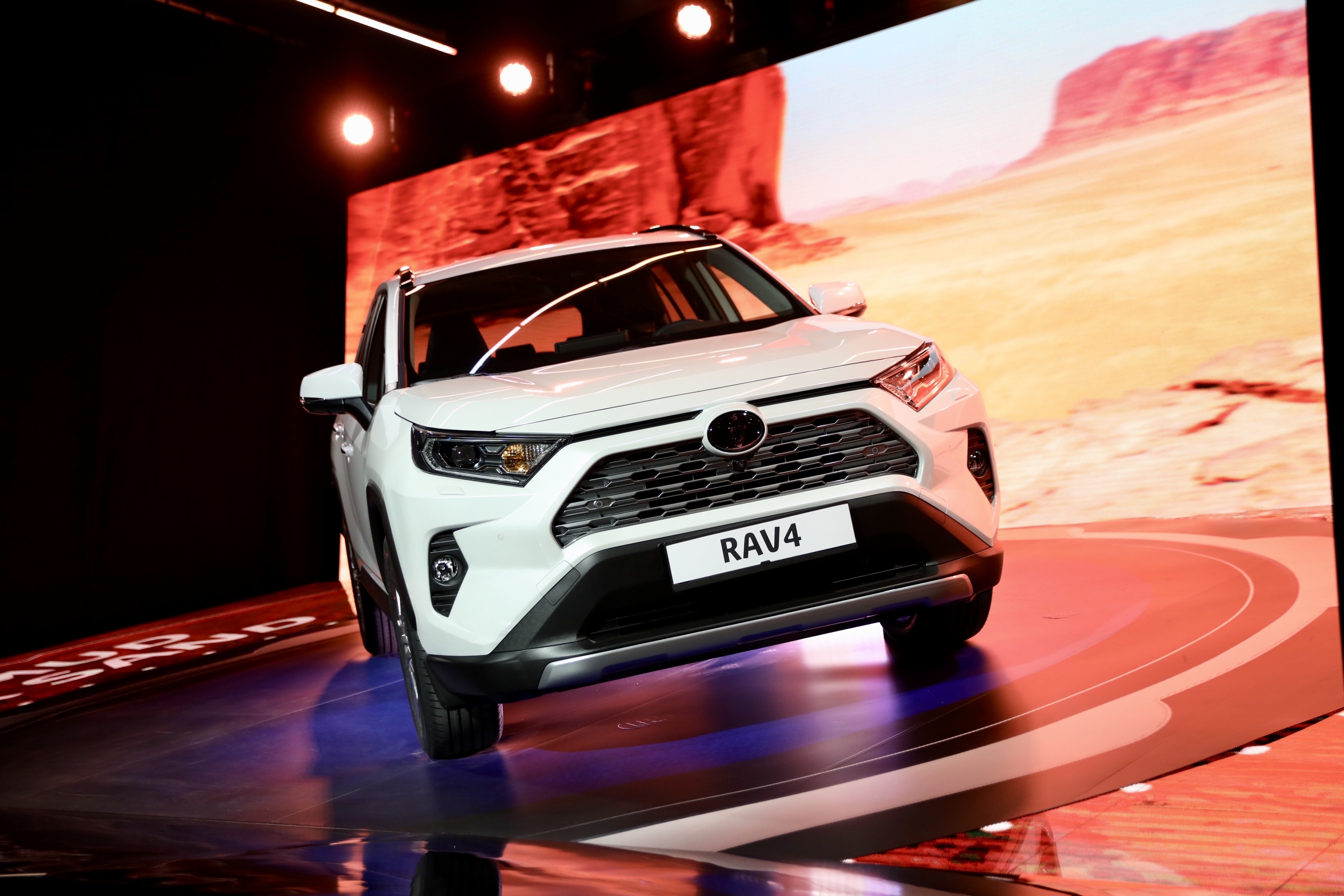 Дан успешный запуск производства нового Toyota RAV4 в Санкт-Петербурге