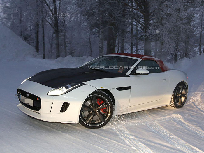 Jaguar готовит доступную версию F-Type