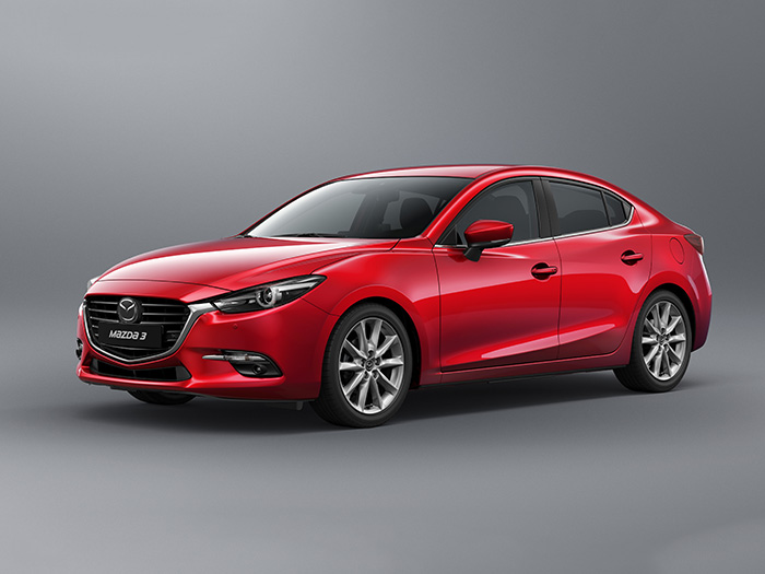 Mazda объявила российские комплектации обновленной Mazda3