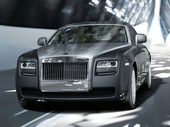 Rolls-Royce идет в массы