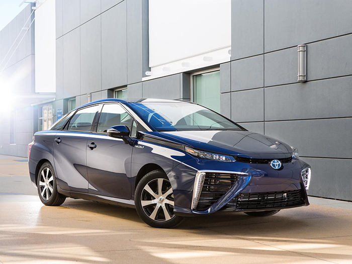 Toyota откроет доступ к патентам на водородные технологии