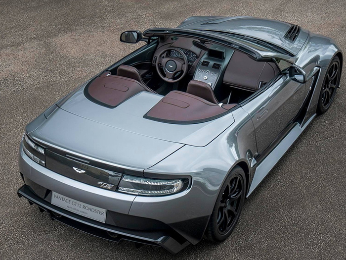 Aston Martin превратил Vantage GT12 в эксклюзивный родстер