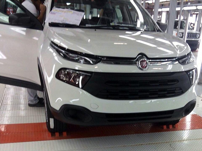 Рассекречен новый пикап Fiat Toro 